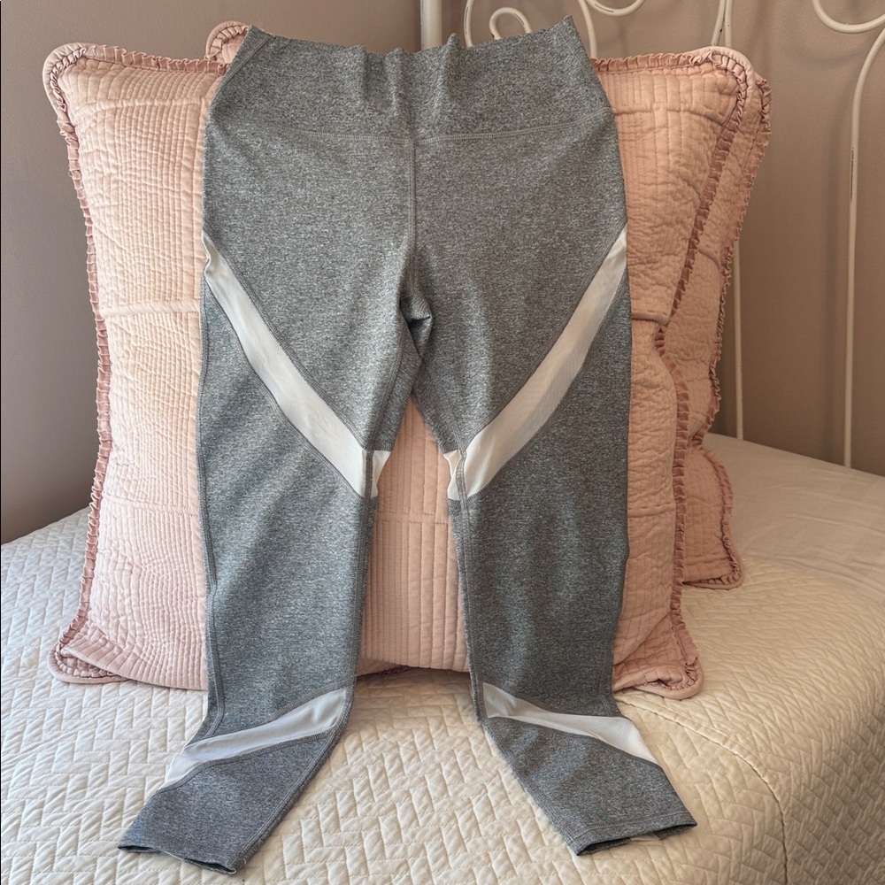 Leggings with White Accents